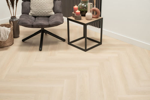 Floer-Walvisgraat-Click-PVC-vloer-Balein-Beige-smant-vloeren
