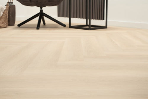 Floer-Walvisgraat-Click-PVC-vloer-Balein-Beige-smant-vloeren