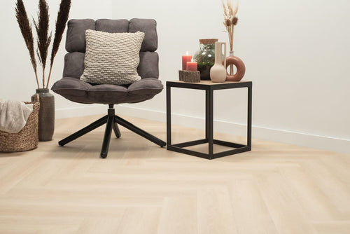 Floer-Walvisgraat-Click-PVC-vloer-Balein-Beige-smant-vloeren