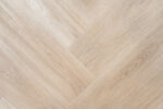 Floer-Walvisgraat-Click-PVC-Orka-Onbehandeld-product-topdown-gedraaid-portrait