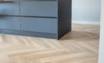 Floer-Walvisgraat-PVC-vloer-Orka-Onbehandeld-smant-vloeren
